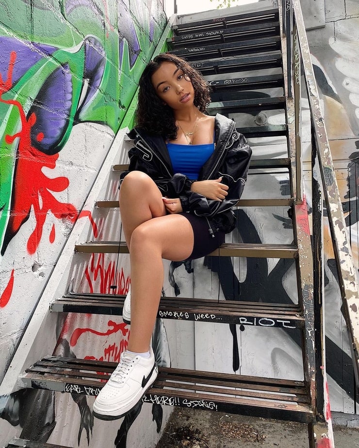 Alessya Farrugia Pictures Alessya Farrugia