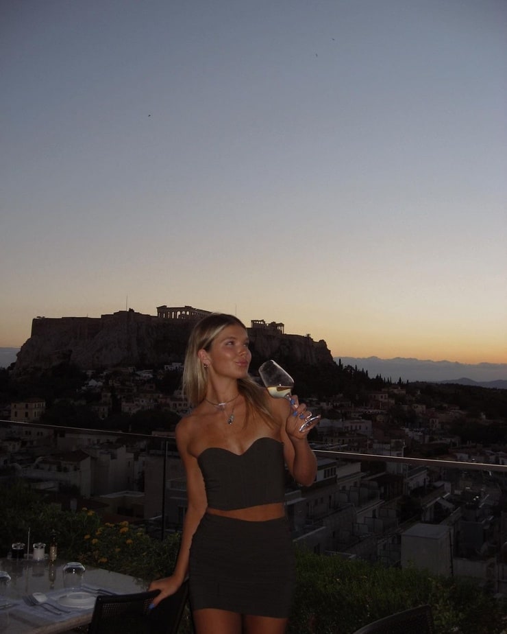 Ellie Thumann