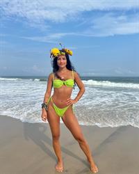 Nasanin Nuri in a bikini