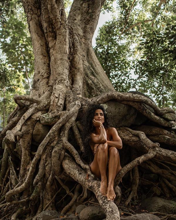 Nasanin Nuri in a bikini