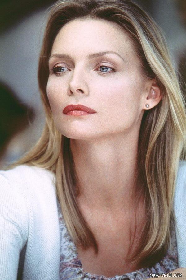 Michelle Pfeiffer