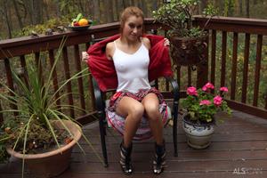Daisy Haze Nude Pictures Spicy Friend