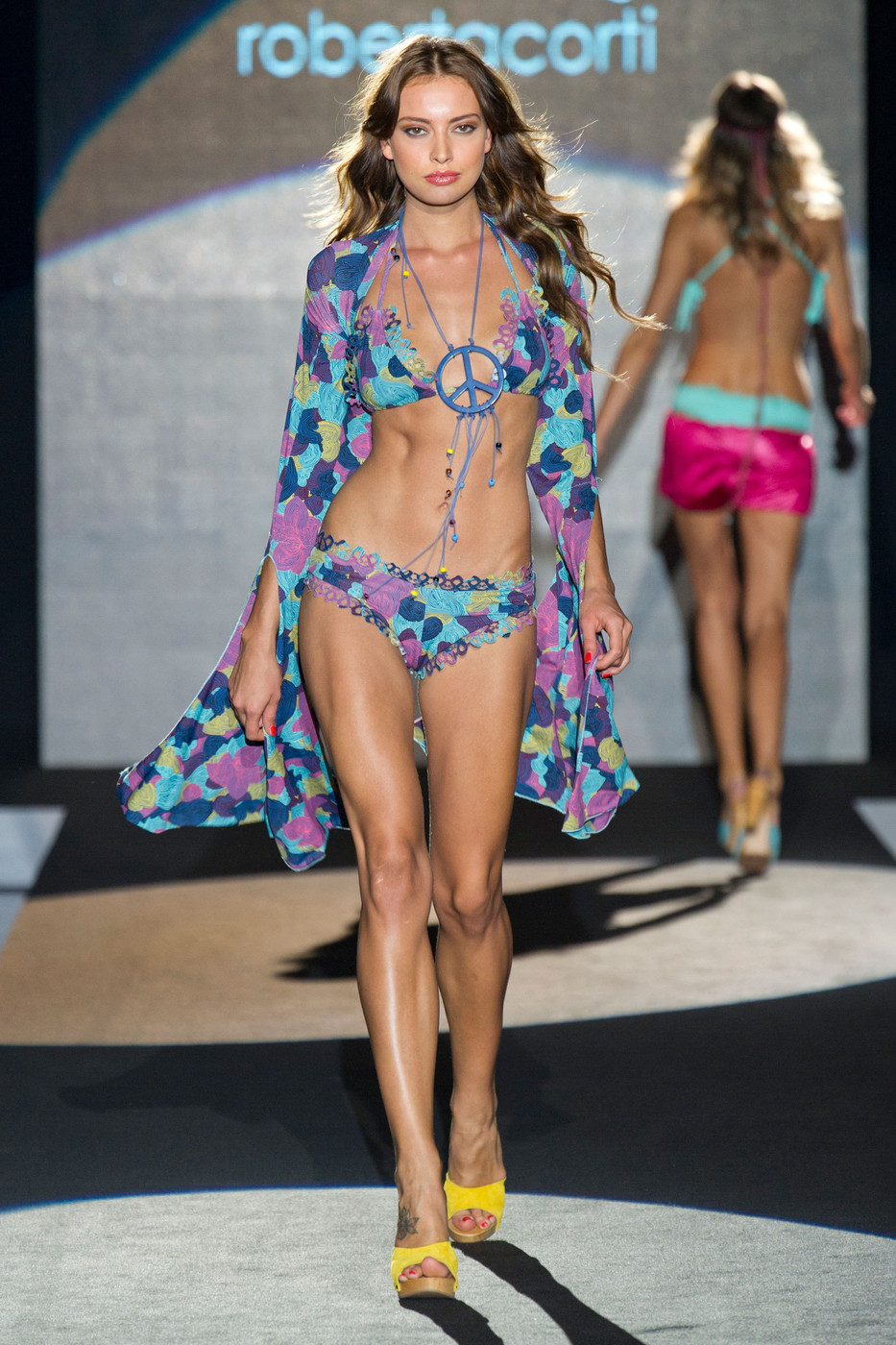 Meri Gulin in lingerie