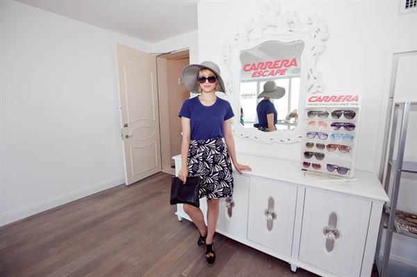 Dianna Agron