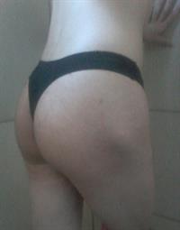 Natalie Teth taking a selfie