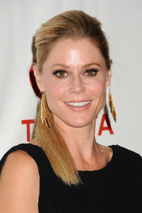 Julie Bowen