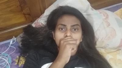 Wesa isuri showing her boobs and pussy she want big cocks