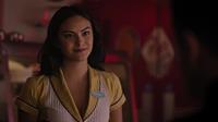 Camila Mendes