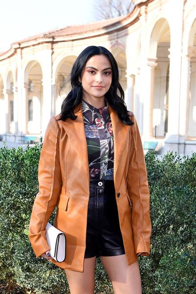 Camila Mendes
