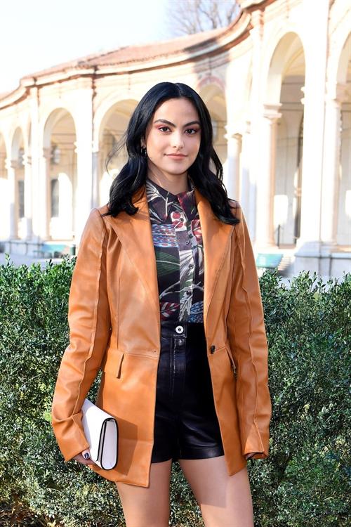 Camila Mendes