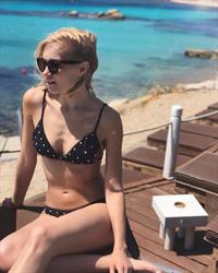 Sara Skjoldnes Adams in a bikini