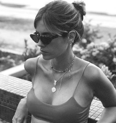 Laura Isaaz, French Journalist