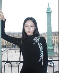 Mina (Mina Myoi)