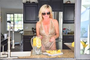 Hilary FTV Nude Pictures Pure Refreshment