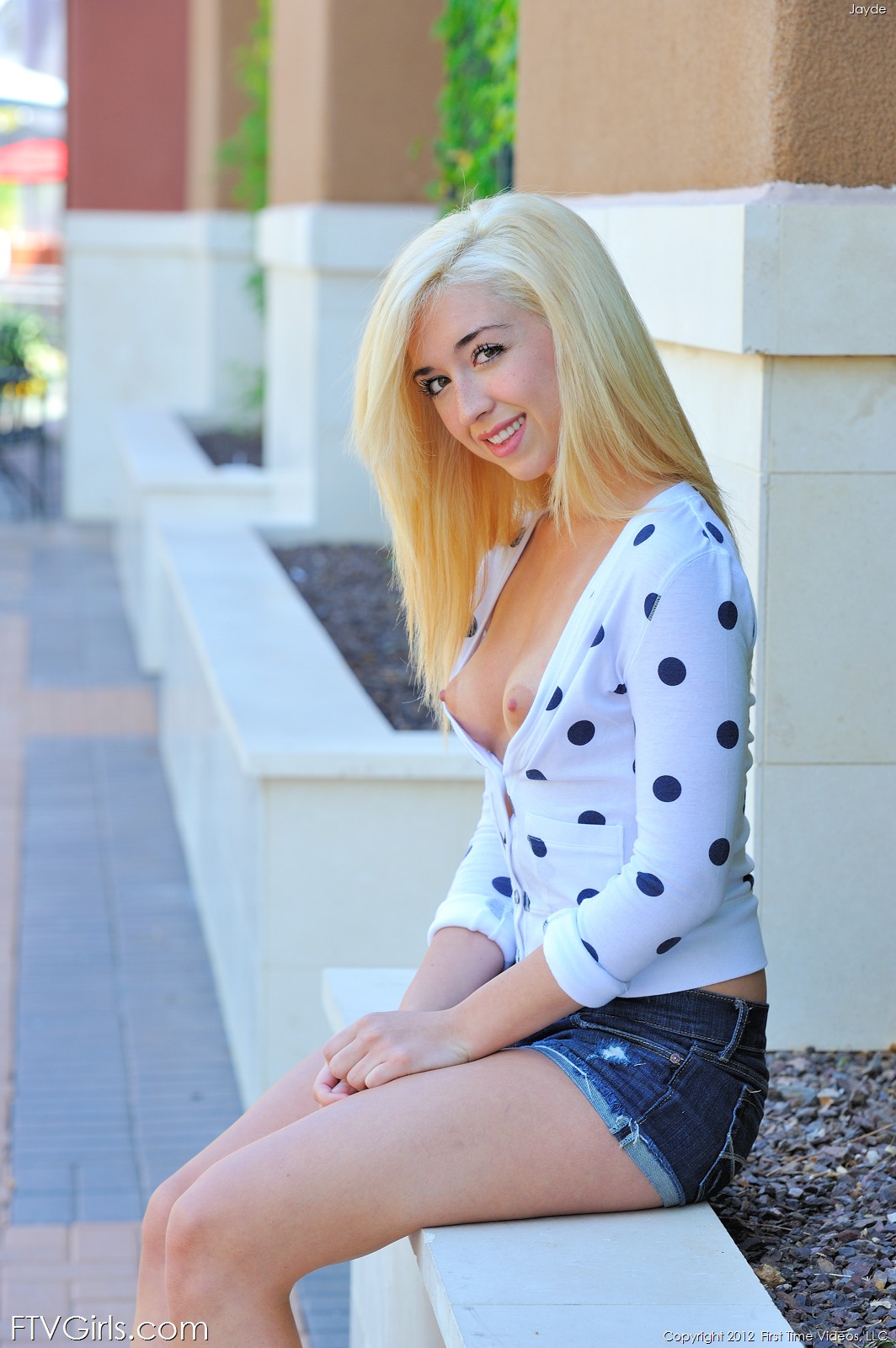 Hottie At The Mall