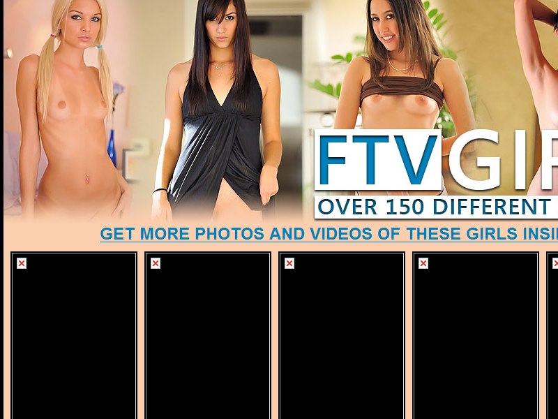 Aubrey tackles a banana in her pussy