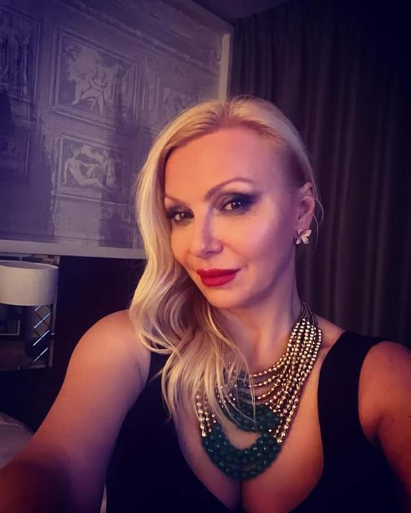 Sexy hot Lady