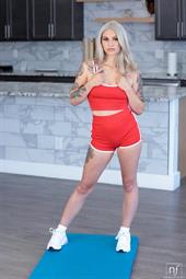 Horny blonde babe Cece Leigh seduces her personal trainer so she can ride his fuck stick right on her yoga mat