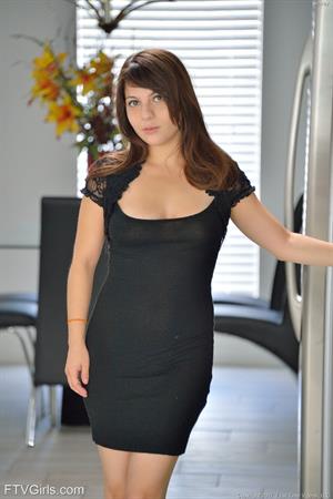 Stacey-III FTV Nude Pictures Sexy One In Black