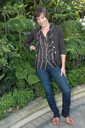 Milla Jovovich - Yoram Kahana Portraits 2006 