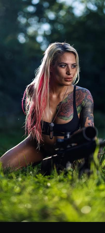 Lisa Marie Zychowski taking a selfie