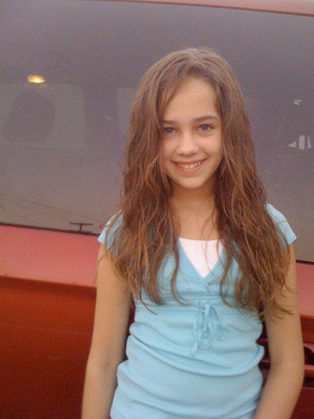 Mary Mouser