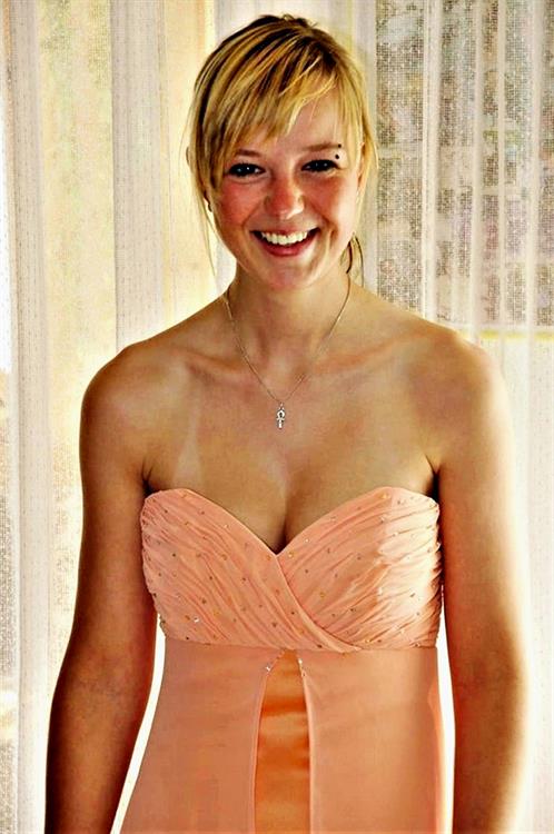 Model Tina Abel
geb. am 
12.05.1987 
in Erfurt
Photographed 28.Juli 2013 
Model Tina has wonderful medium tits and a smooth shaved cunt
Photographed 28.Juli 2013  By Dirk Waldi Waldhauer