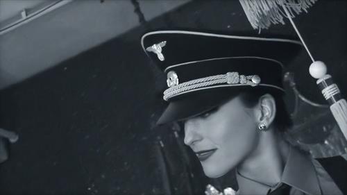 Queen Eugenia brutally fucked by BBC in her ass