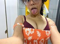Anonymous Selfie Pictures Just enjoying my beauty