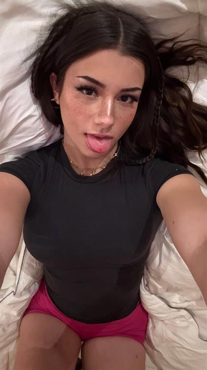 Mikayla Campinos taking a selfie