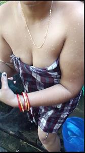 Desi indian woman big pussy indian woman big chut