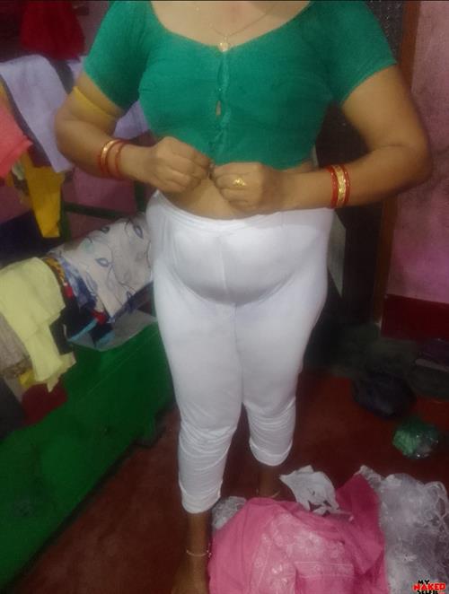 Big pussi indian woman big chut indian woman big boob 