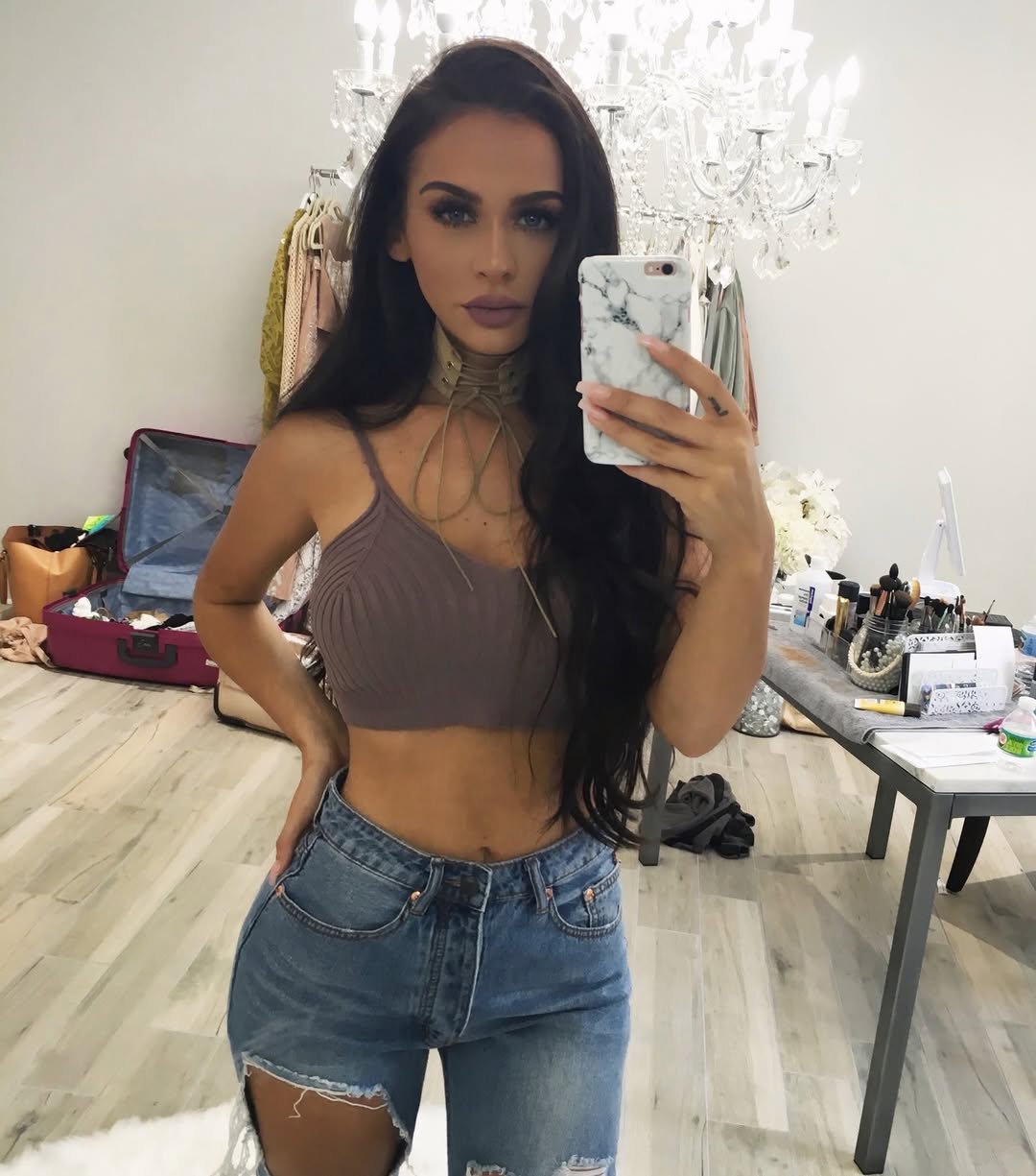 Carli Bybel taking a selfie