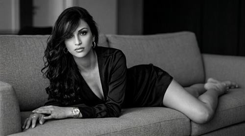 It`s a awesome BW Indoor Shooting