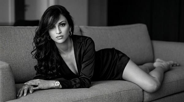 It`s a awesome BW Indoor Shooting