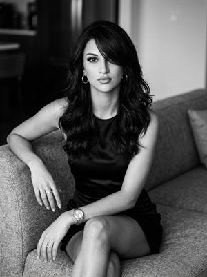 It`s a awesome BW Indoor Shooting