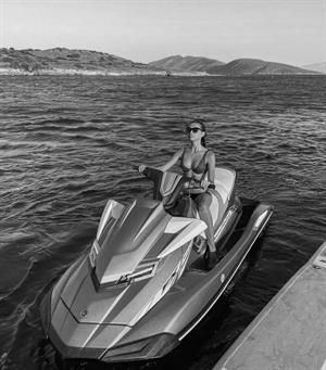 Jet skies