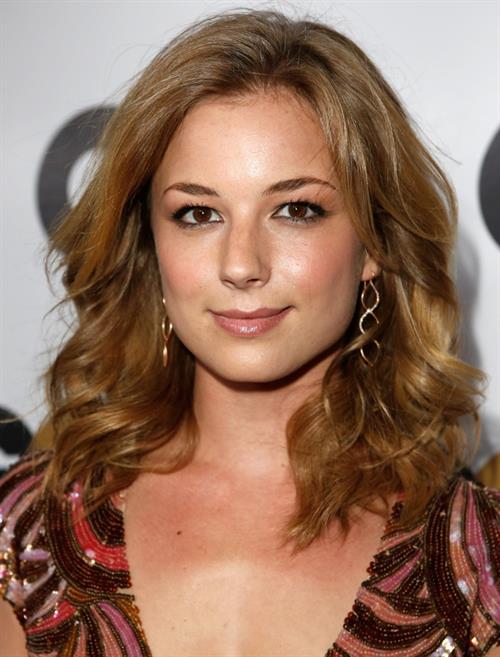Emily VanCamp
