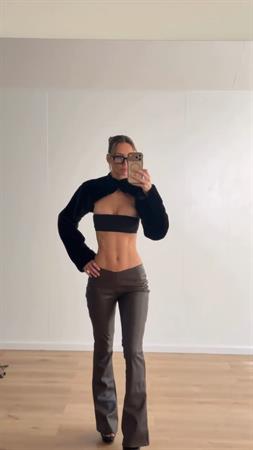 4 eyes