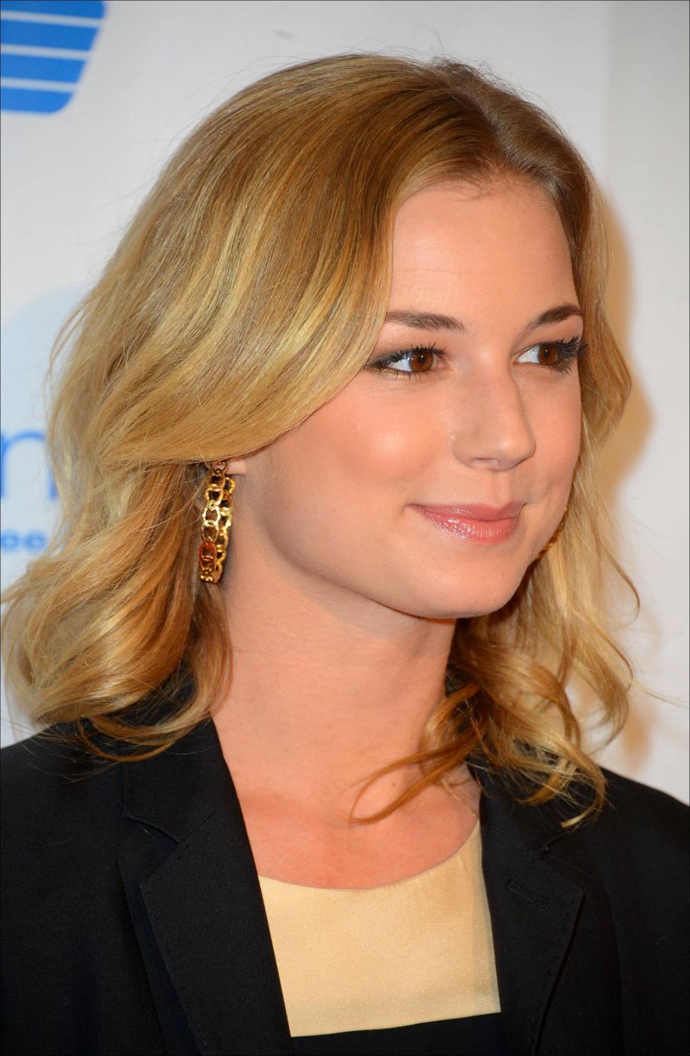 Emily VanCamp