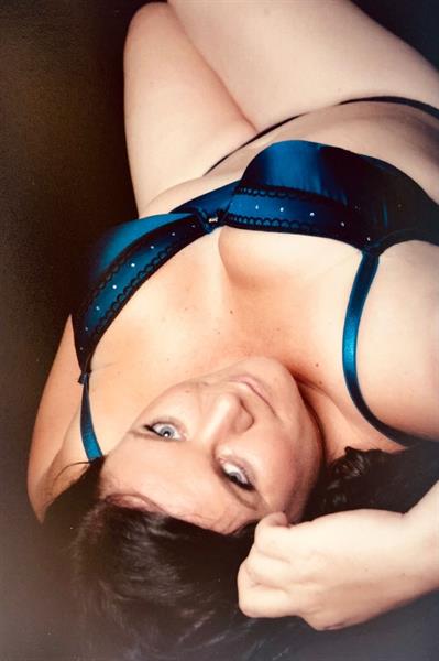 HOTWIFE Joanna, Aka - Sammy Jo O’Neale
