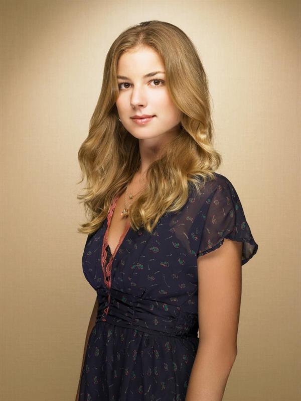 Emily VanCamp