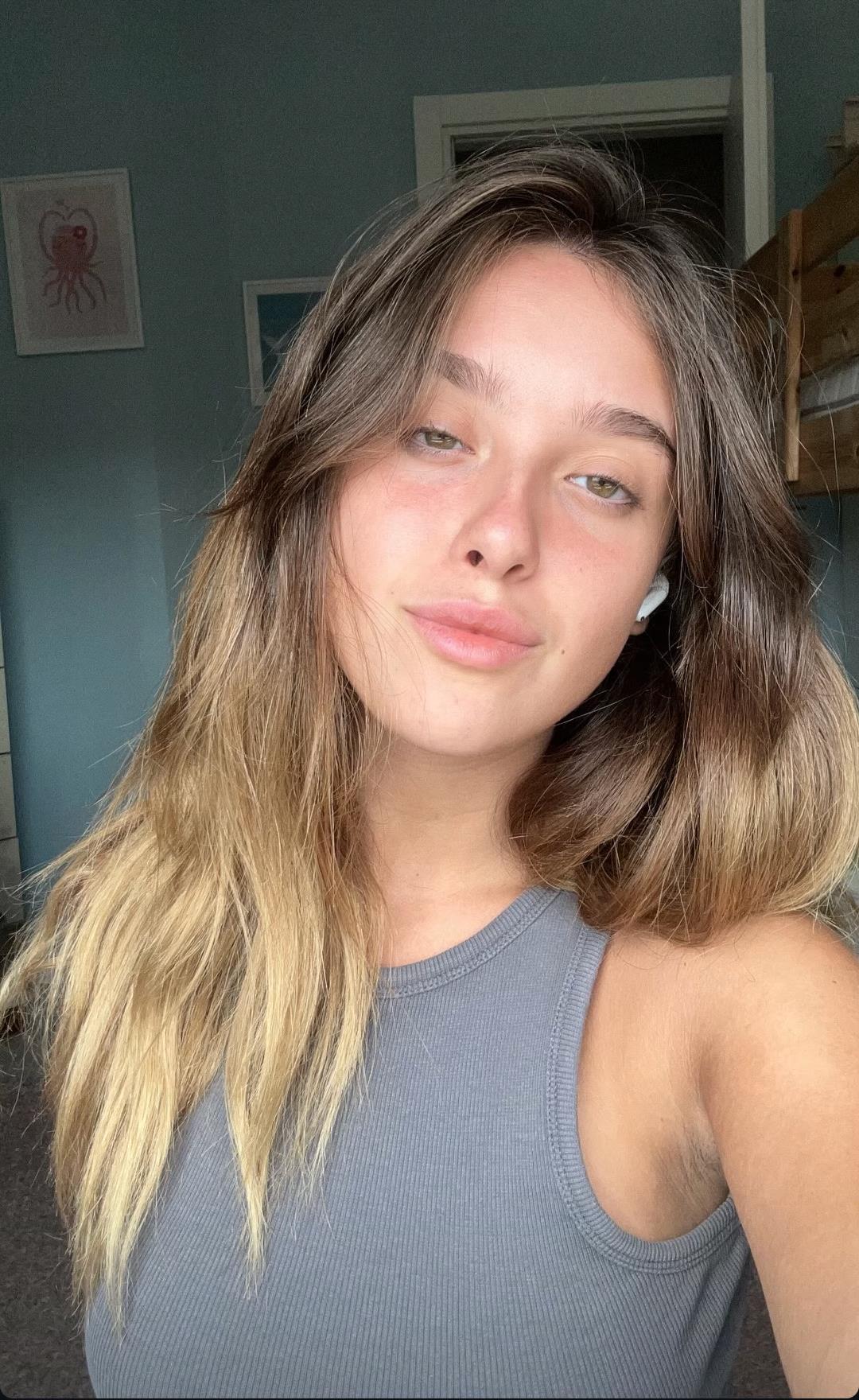 Giulia taking a selfie