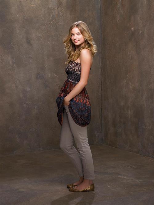 Emily VanCamp