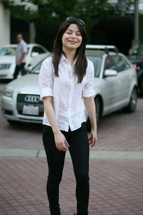 Miranda Cosgrove