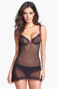 Mayra Suárez in lingerie