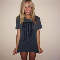 Alexis Ren