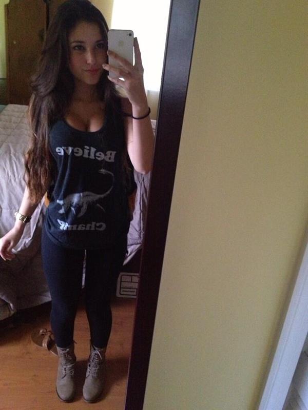 Angie Varona taking a selfie