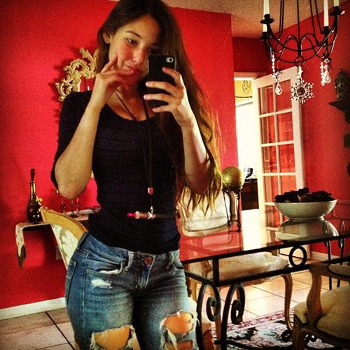 Angie Varona taking a selfie