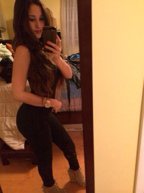 Angie Varona taking a selfie